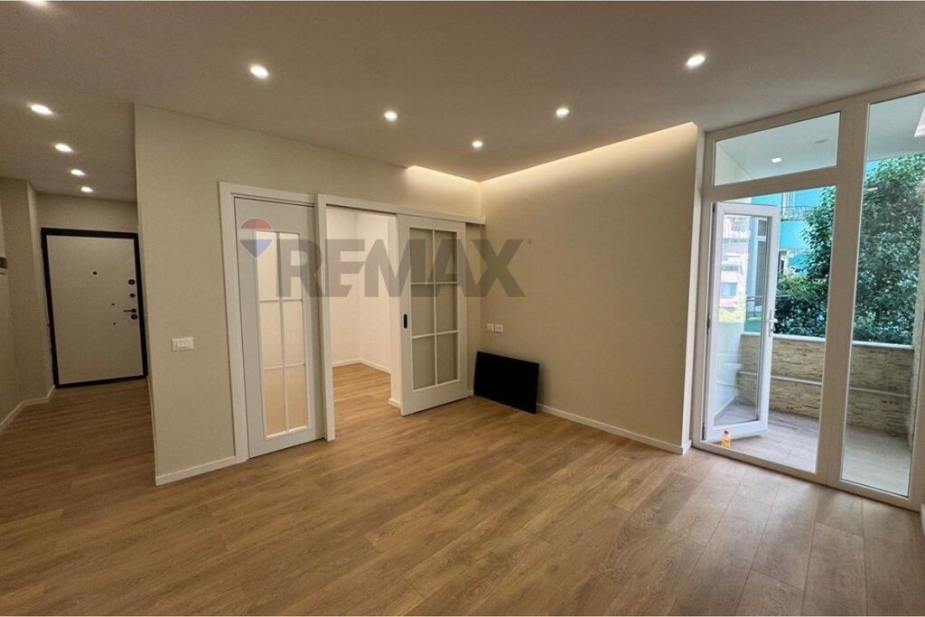 Apartment 1+1 for sale, Commune of Paris