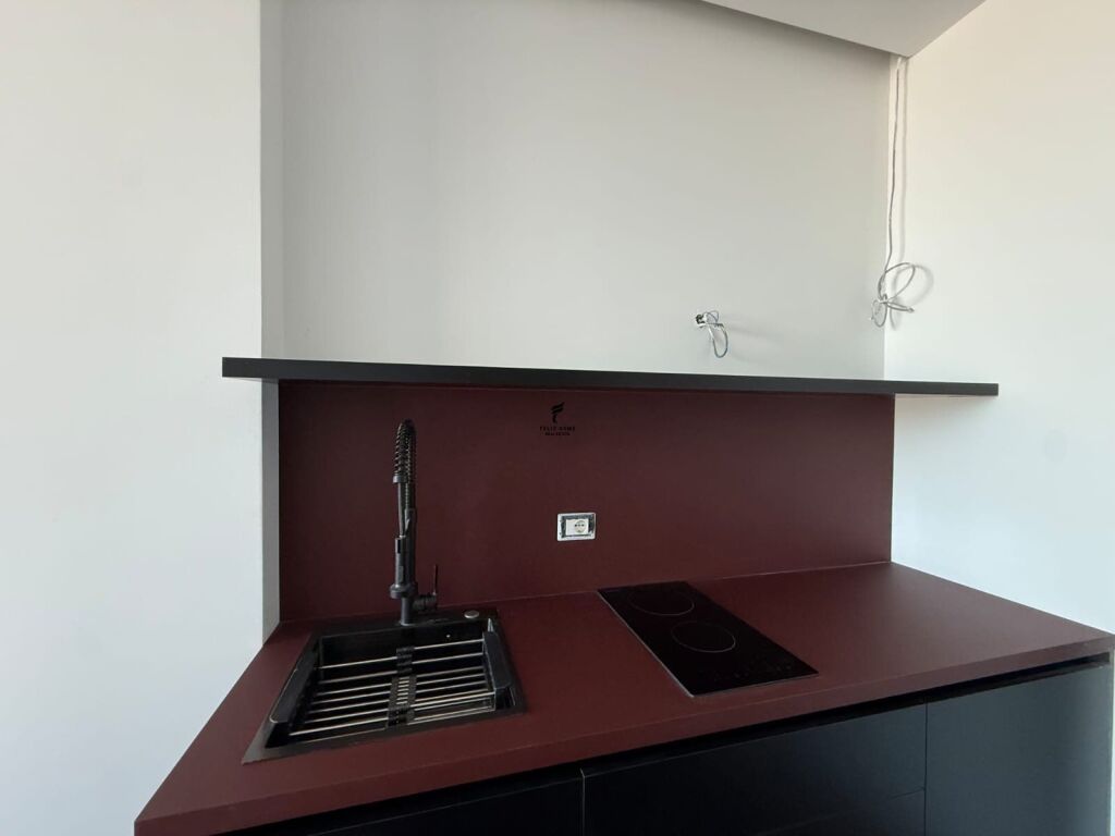 SHITEN 2 GARSONIERE RRUGA E KAVAJES 295.000 EURO FH-85982