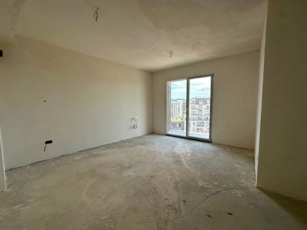Appartamento 2+1 in vendita, Campo di Aviazione