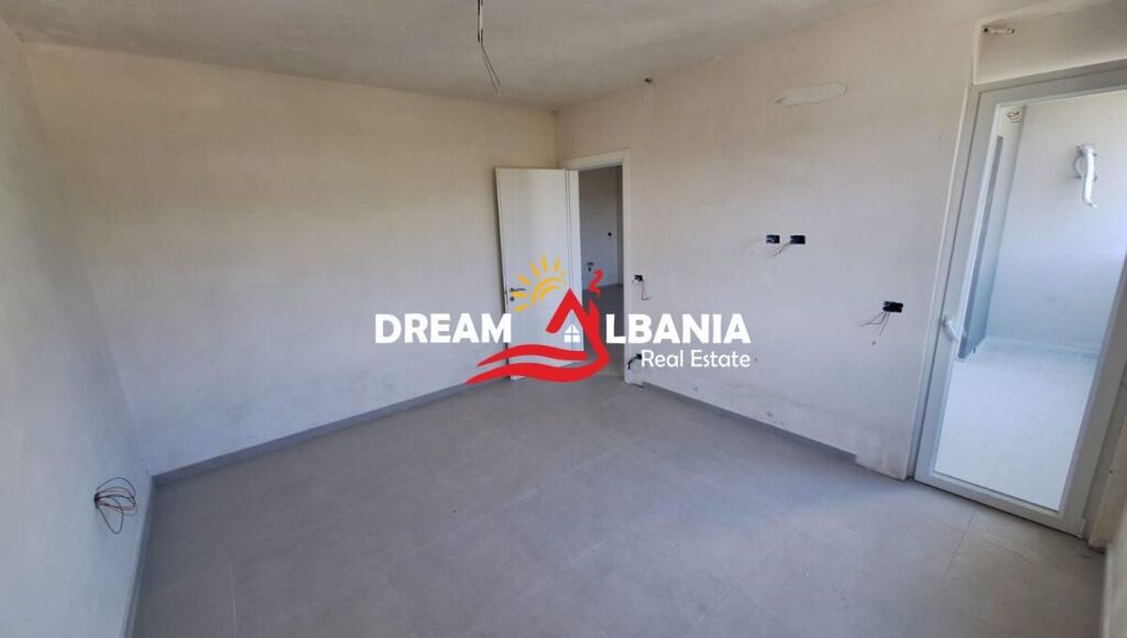 Shiten Apartamente 1+1 Tek Mali Robit,Golem (41111619)