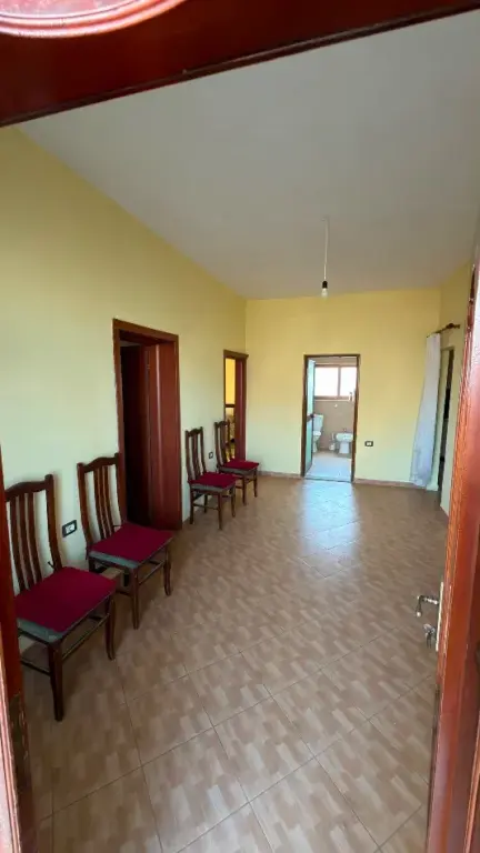 Qera | Vilë 2 + 1 | Ali Demi | 450 €/muaj