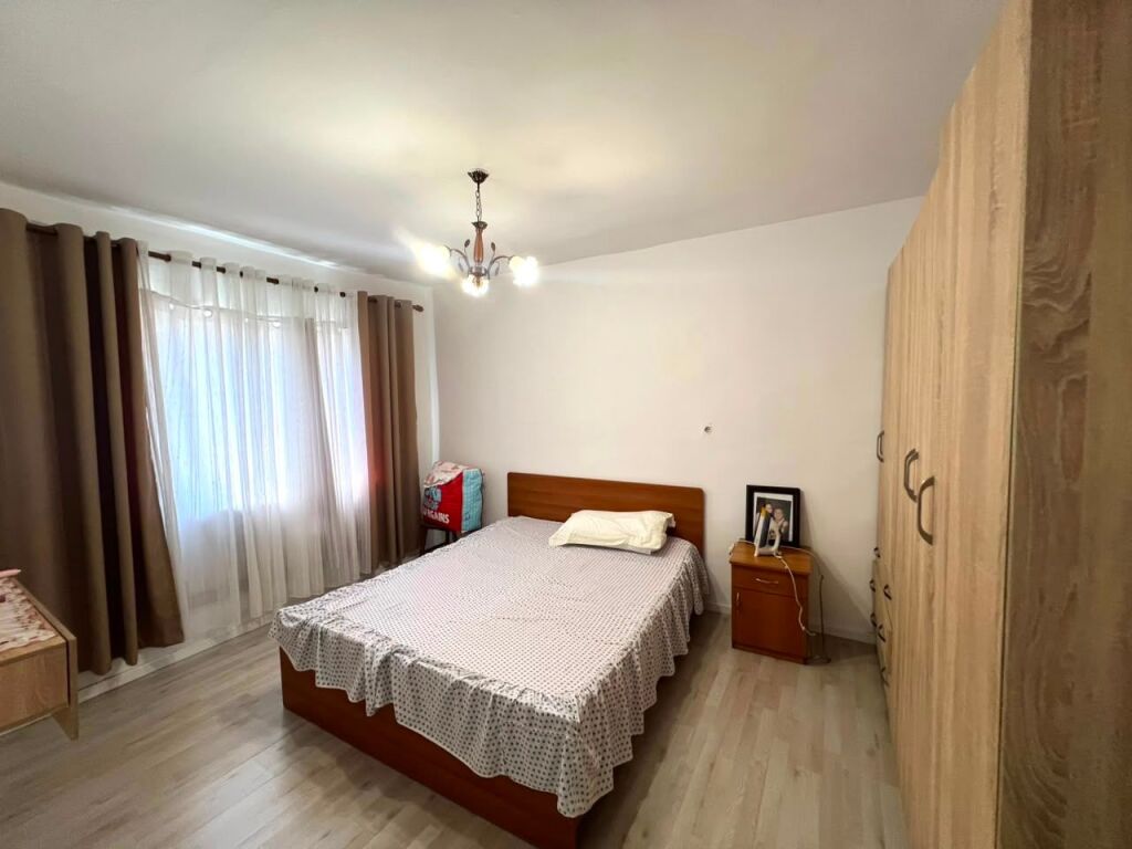 Apartment 3+1 for sale, Zogu Zi