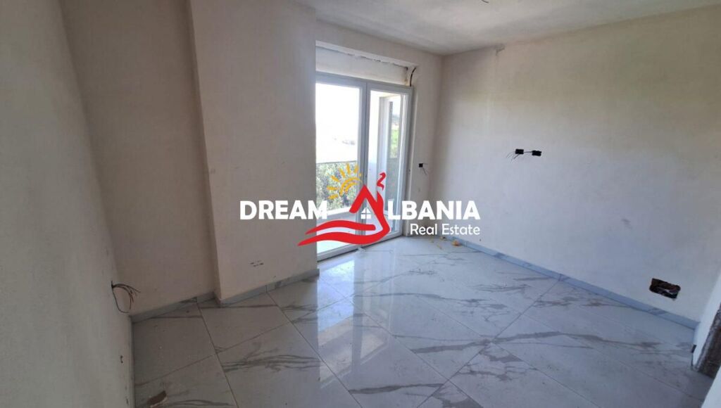 Shiten Apartamente 1+1 Tek Mali Robit,Golem (41111619)