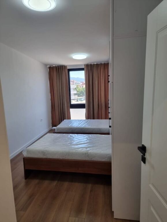 Jepet Kate Vile me qera ne zonen e Paskuqanit afer Unazes se Madhe  ID: 5257