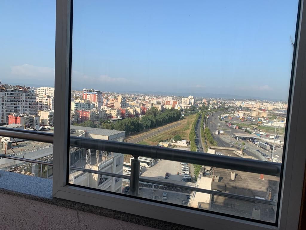 SHITET APARTAMENT 2+2+2 PORTI DURRES 240000 EURO