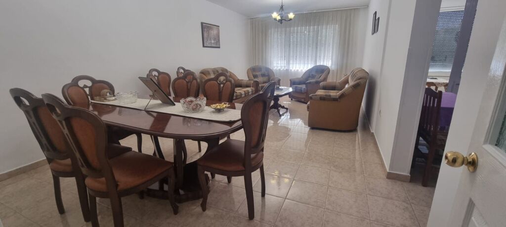 Apartment 3+1+2 + storage for rent in Laprakë – Gintash Block