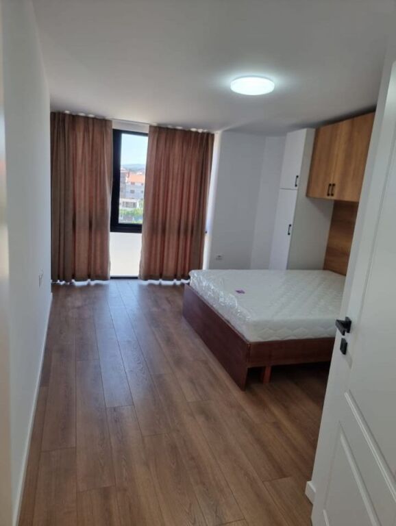 Jepet Kate Vile me qera ne zonen e Paskuqanit afer Unazes se Madhe  ID: 5257