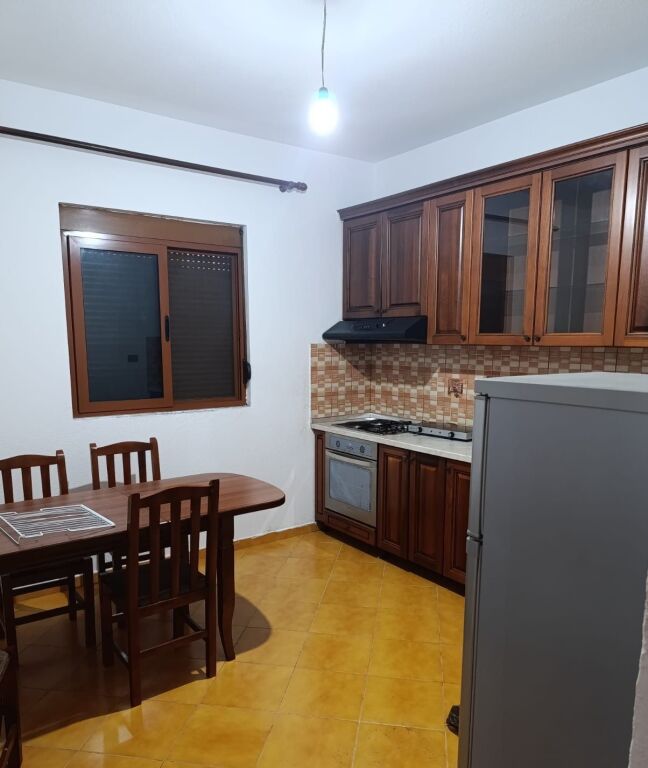 Qera | Apartament 2 + 1 | Allias | 300 €/muaj