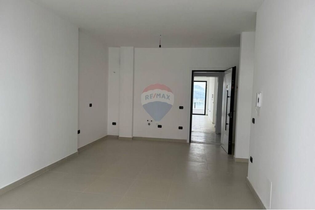 Apartament Modern në Plazh, Lezhë - 67m²