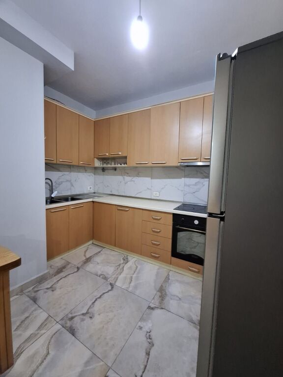 🏡 Appartamento 3+1 in affitto  📍Astir, Via Teodor Keko💰 Prezzo: 55.000 Lek/mese
