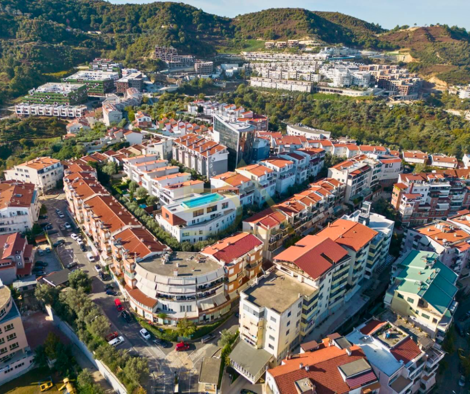 Triplex Apartment for Sale