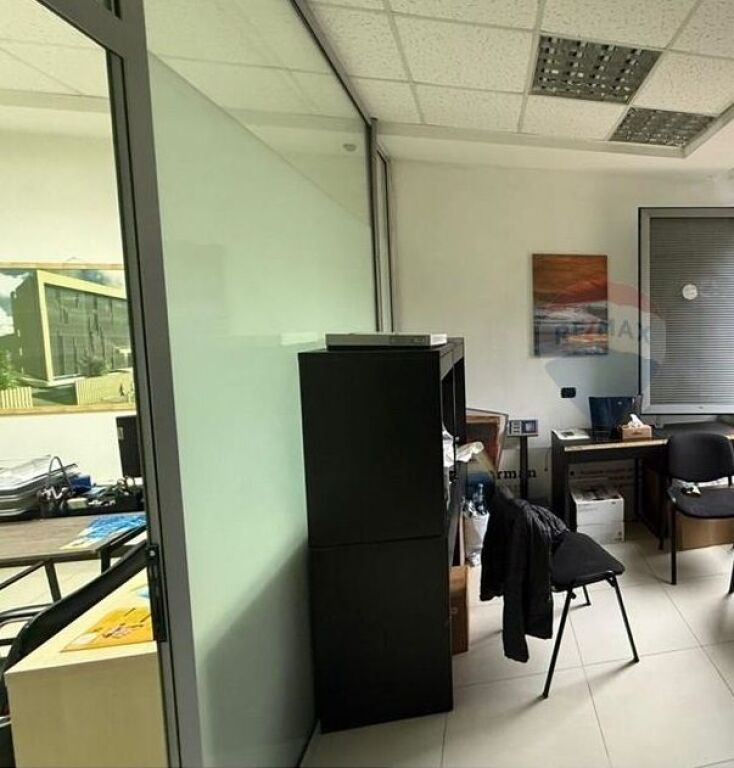 Ufficio in Affitto a Bllok ID: 530221066-282