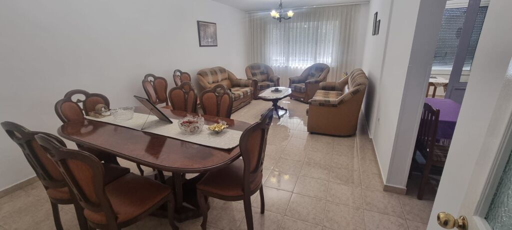 Apartment 3+1+2 + storage for rent in Laprakë – Gintash Block