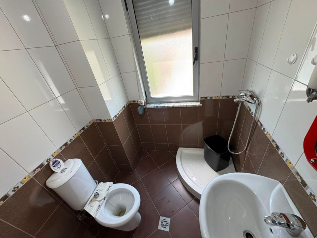 🏡 Apartment 2+1+2 + Parking Space for Sale 📍 Dry Lake💶 Price: 200,000 € (negotiable)