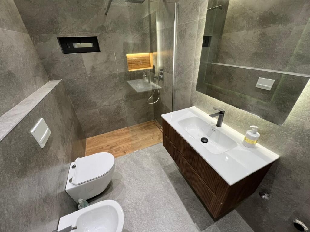 Apartment 2+1+2 for sale, Zogu i Zi