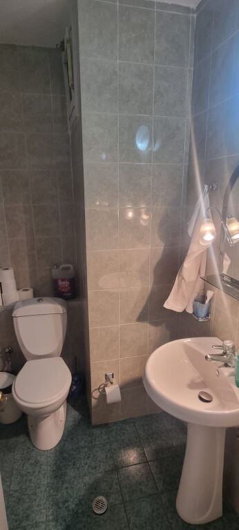 Apartment 3+1+2 + storage for rent in Laprakë – Gintash Block