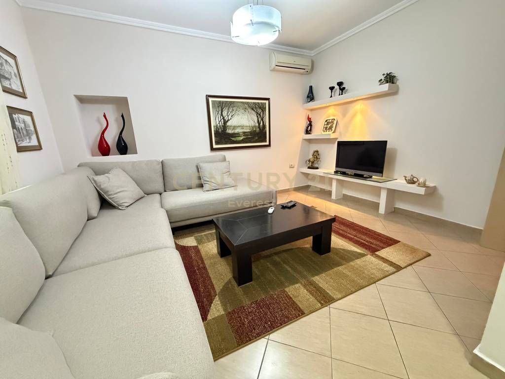 PORCELAN, WE RENT 2+1 APARTMENT
