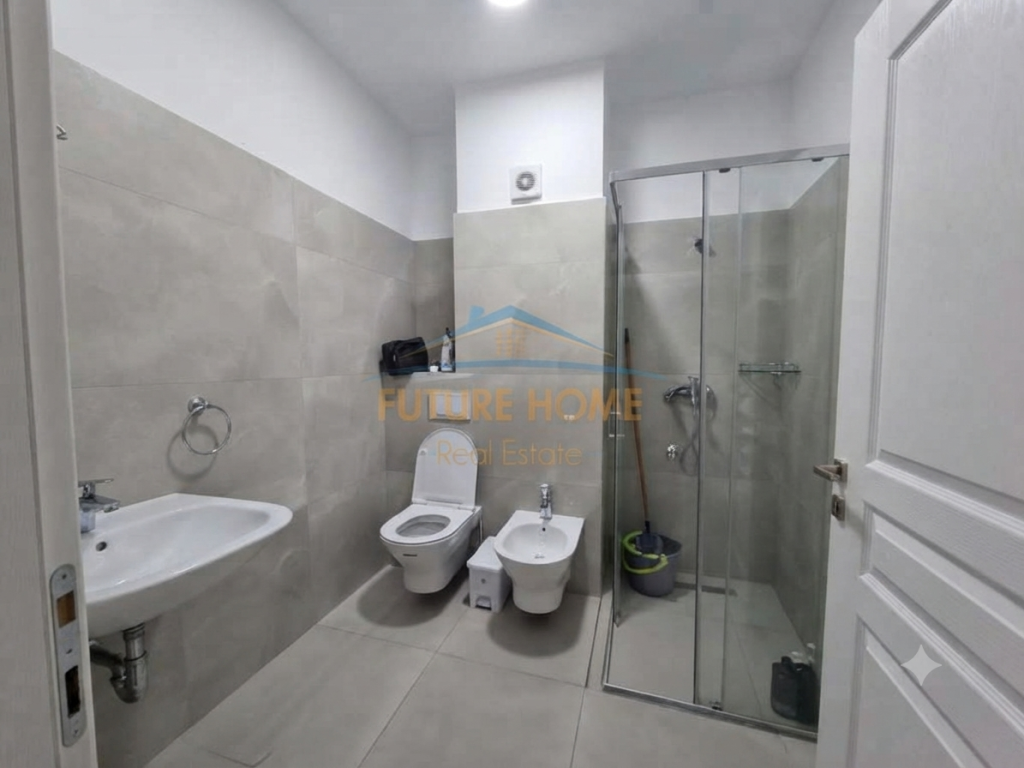 Qera,Apartament 2+1+post parkimi tek Kompleksi ASL!