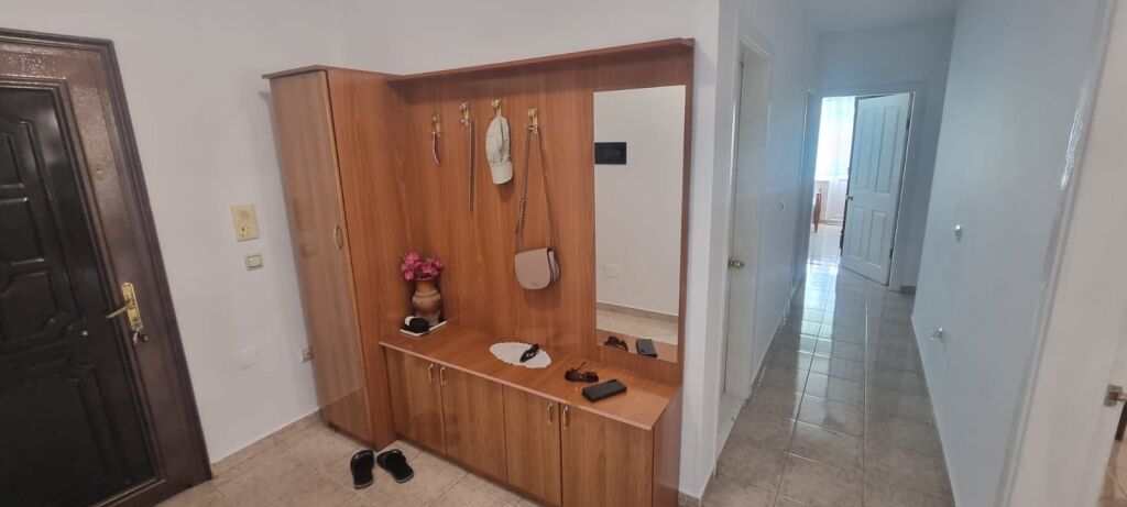 Apartment 3+1+2 + storage for rent in Laprakë – Gintash Block