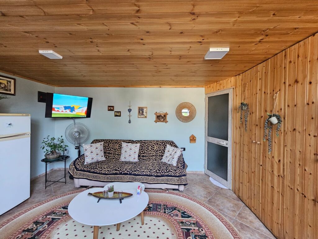 SELITE, DUPLEX APARTMENT FOR RENT