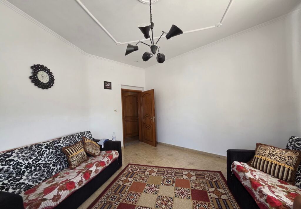 🏡 Apartament 2+1 për Shitje – Në Unazë, Lagjja 6, Korçë