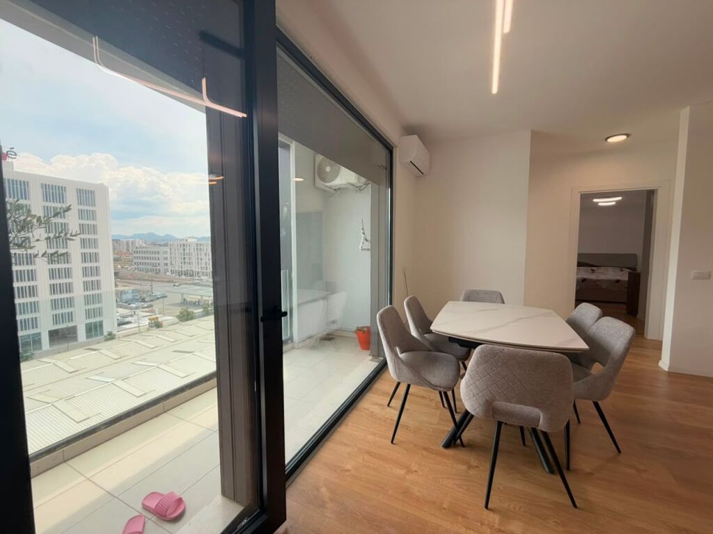 Apartament 2+1+2 në shitje — Sheshi Shqiponja, Akses Tirana