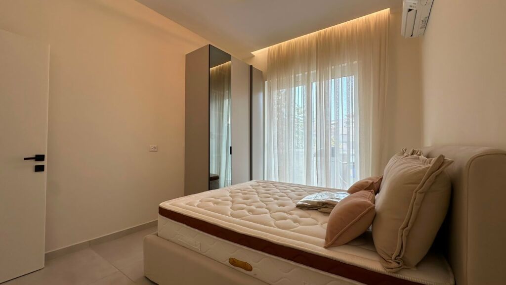 Jepet me qira apartament 2+1 – Rruga e Dibrës, Tiranë