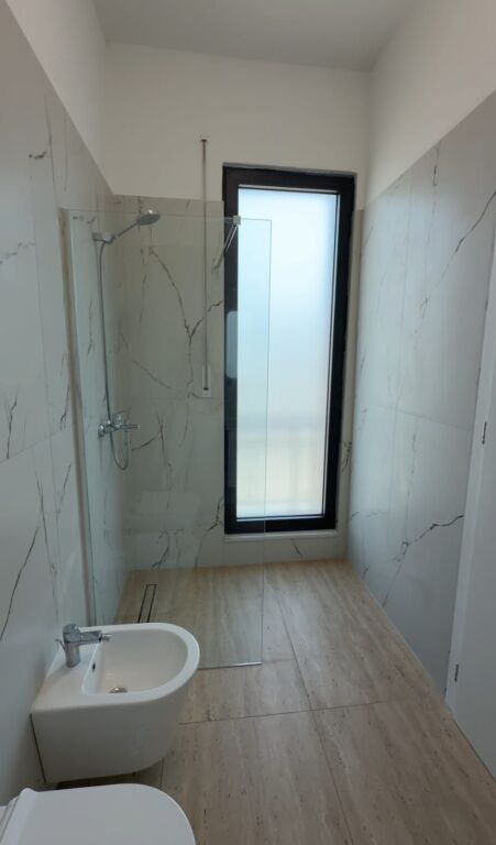 JEPET ME QIRA APARTAMENT 2+1 – KOMPLEKSI DELIJORGJI 📍