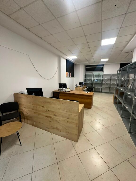 NEGOZIO IN AFFITTO, COMUNE DI PARIGI