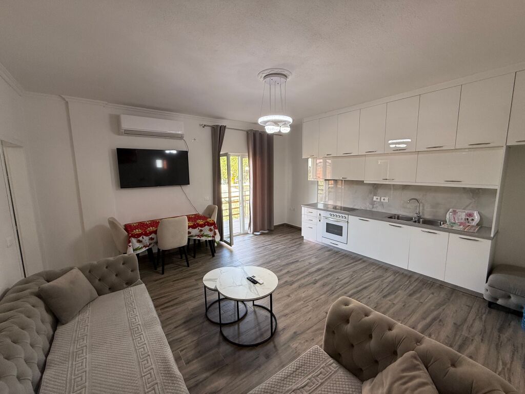 📣 QERA Apartsment 2+1 Me Parking 📍 Kthesa e Kamzes, tek Pallatet e Verdha ✨