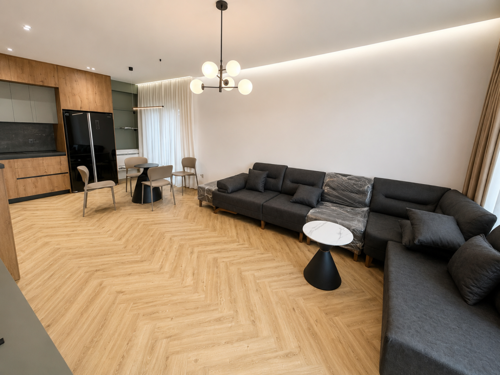 Super villa in affitto 2700 euro / mese lago secco