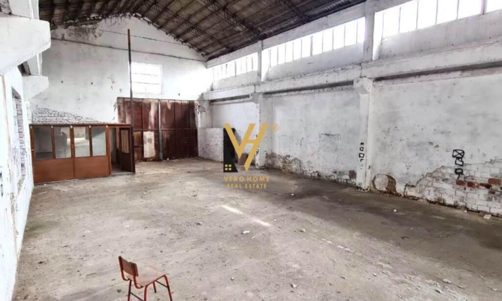 SHITET MAGAZINE 300 M2 NE SUKTH 300.000 EURO
