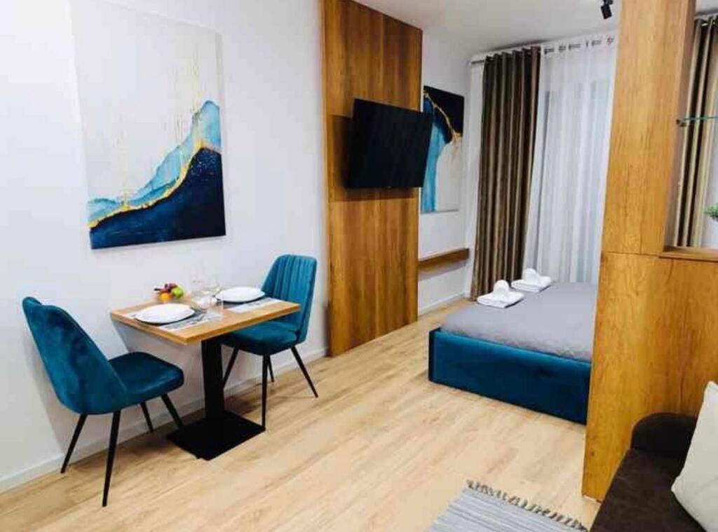 Studio apartment near the tabacconists' mosque