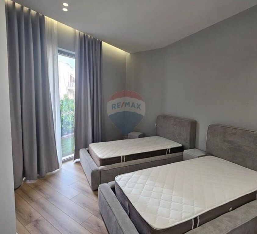 Apartament 3+1 per qira tek Liqeni i Thate ID: 530181101-319