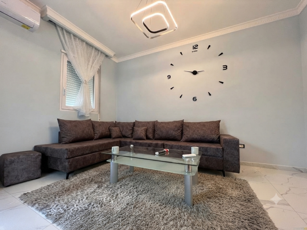 In vendita, Appartamento 1+1, Via 5 Maggio, Tirana
