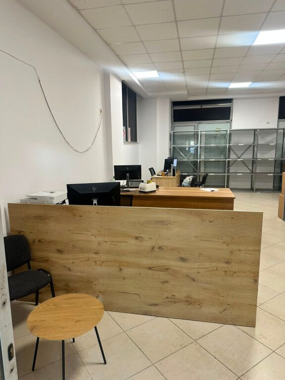 NEGOZIO IN AFFITTO, COMUNE DI PARIGI