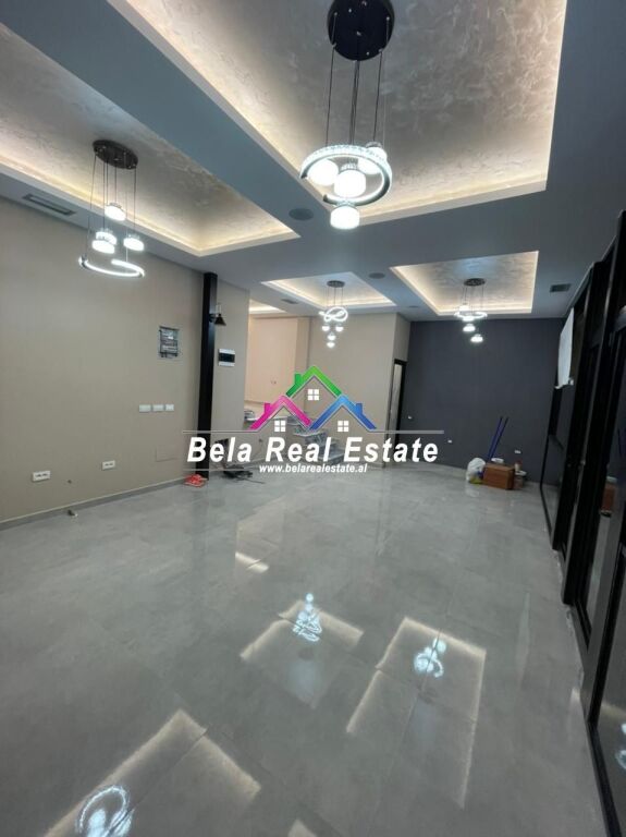 Locale in vendita Ali Dem (ID BL028) Tirana
