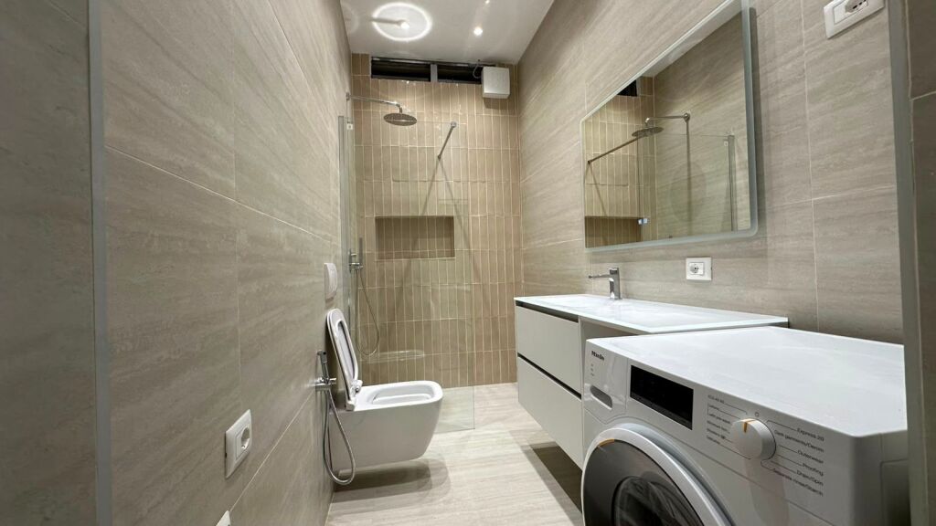 Jepet me qira apartament 1+1 – Rruga e Dibrës, Tiranë