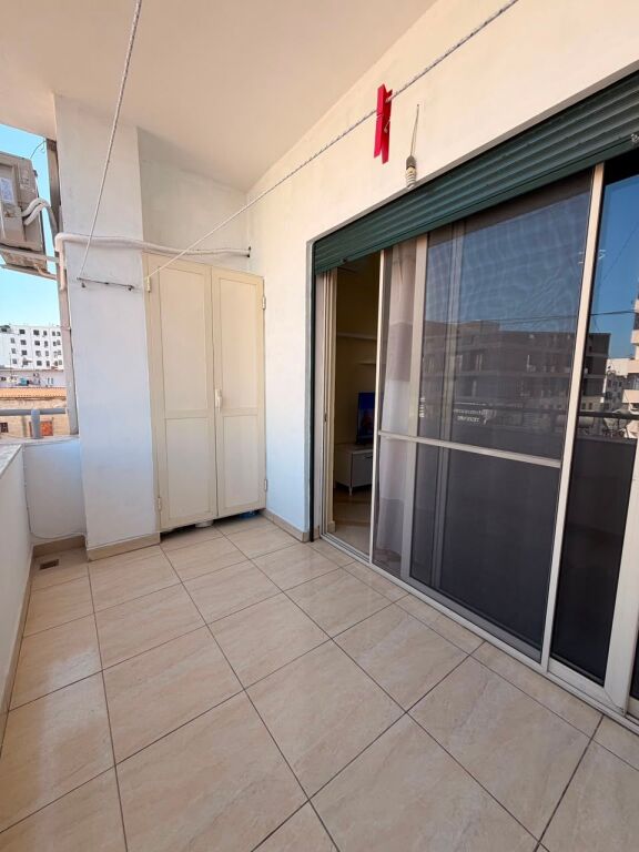 Apartament 3+1+2 me Qira – Qendër, pranë Flag Ship per friendly