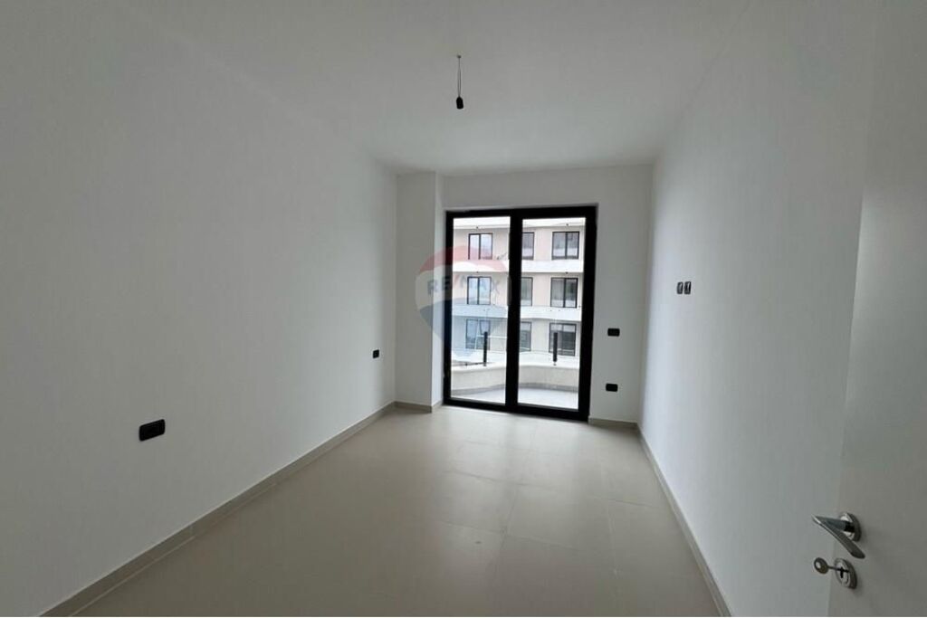 Apartament Modern në Plazh, Lezhë - 67m²
