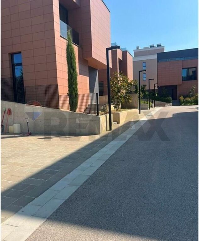 Villa - For Sale - TEG, Tirana(ID: 530181095-250)
