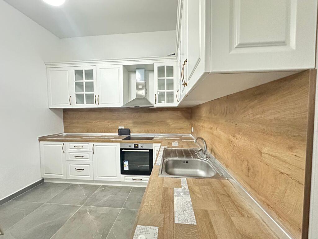 Apartment 1+1 for rent at Square 21
