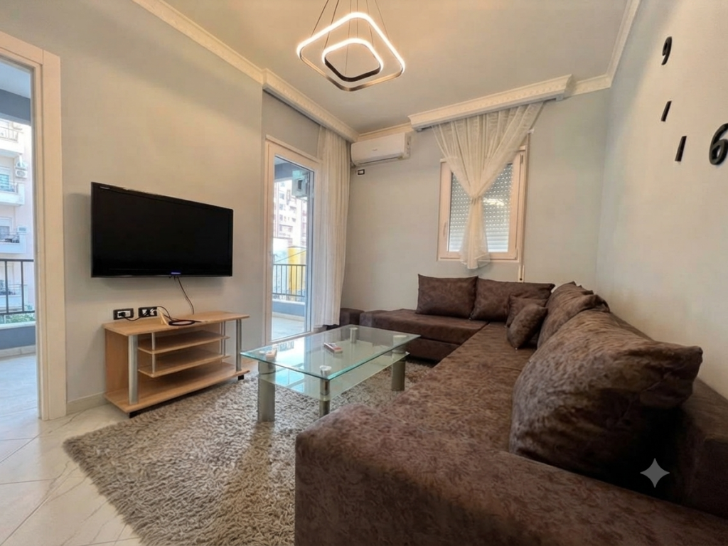 In vendita, Appartamento 1+1, Via 5 Maggio, Tirana