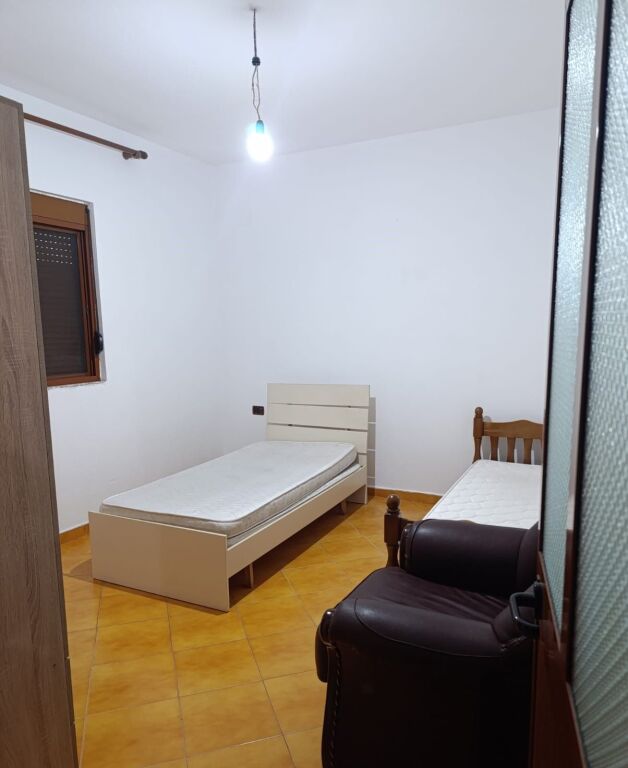 Qera | Apartament 2 + 1 | Allias | 300 €/muaj