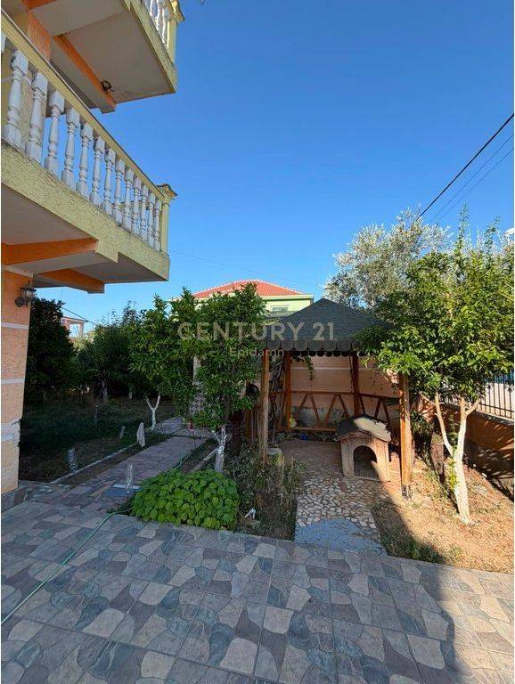 Vilë 3-Katëshe në Shitje – Xhafzotaj, Durrës | 210,000€