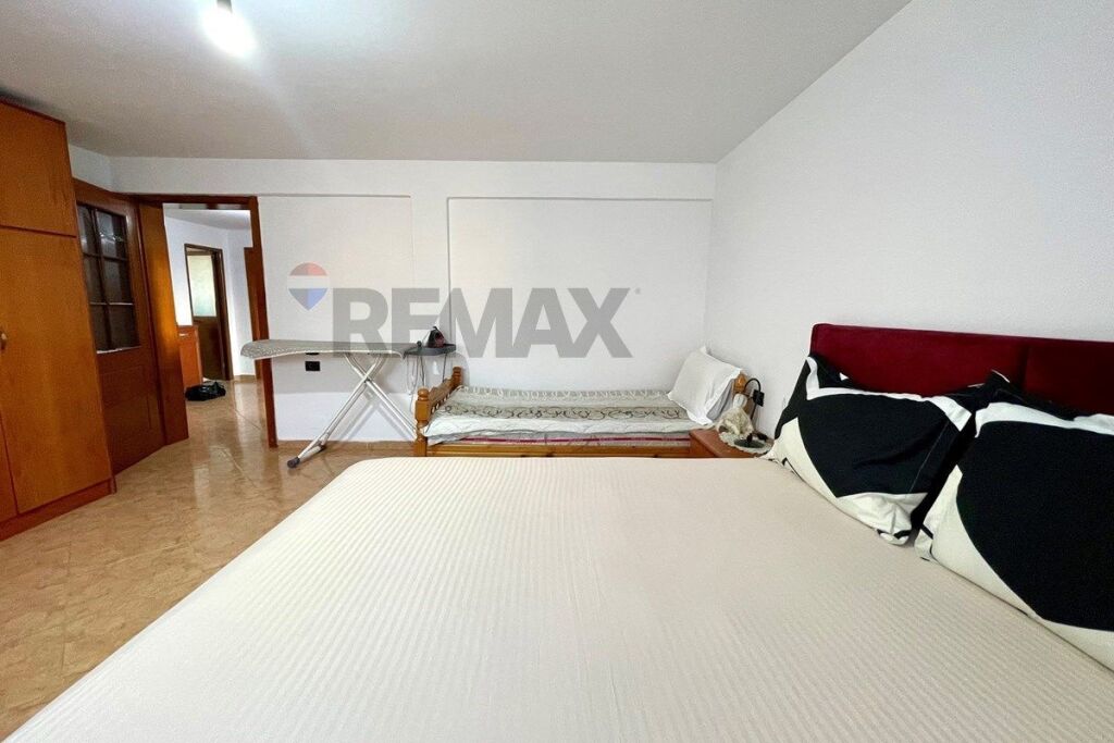 Furnished 3+1 apartment near the New Bazaar!