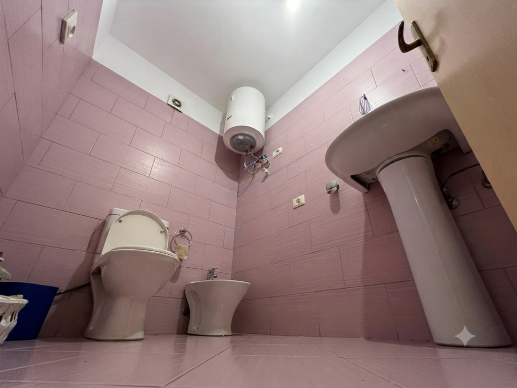 Rent, Apartment 2+1+2, Ali Demi, Tirana.