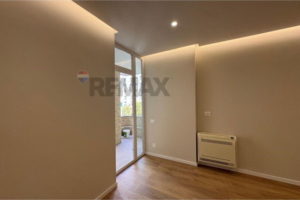 Apartament 1+1 ne shitje, Komuna e Parisit