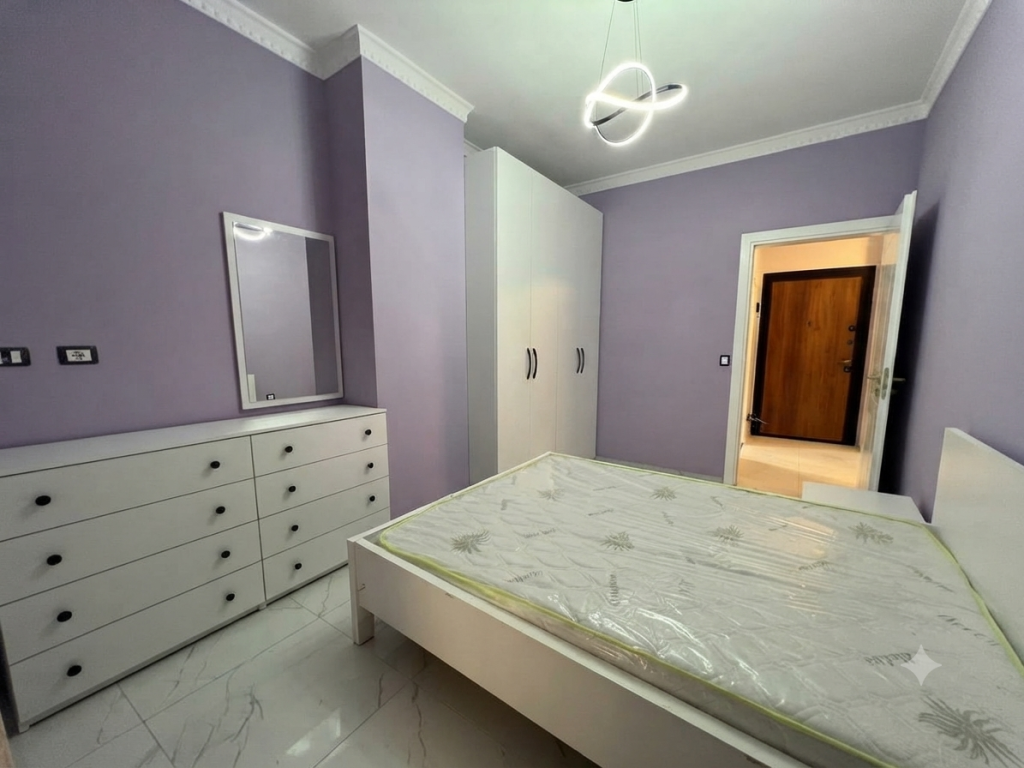 In vendita, Appartamento 1+1, Via 5 Maggio, Tirana