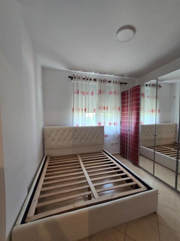 Apartment for sale 2+1+2 at Liqeni I Thate